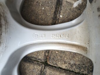 ALU kola 17" Nissan Qashqai včetně TPMS - 4
