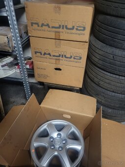 Prodávám 4x  Hyundai ALU originál disky - 4