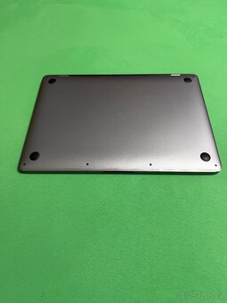 Prodám Apple MacBook Pro 13" 2019, 16GB RAM, SSD 256GB - 4