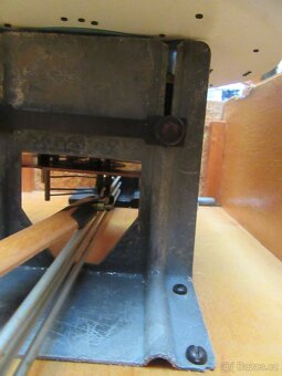 Nabízím staré hodiny Jantar USSR. Hodiny chvíli jdou a pak s - 4