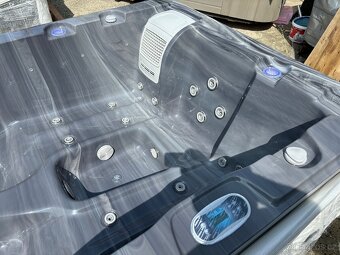 USA VÍŘIVKA pro 2-3 osoby,Balboa - 4