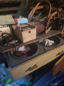 Starožitný nábytek - 4