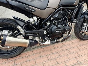 Benelli Leoncino 500 - 4
