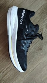 Běžecké boty Salomon Spectur UK 8,5(27 cm), PC 3090,- - 4