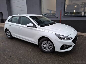 Hyundai i30 1.0i BENZIN r.22 43000km po1.majiteli PLNÝSERVIS - 4