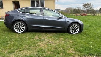 Tesla 3 Long Range AWD Dual Motor – velmi dobrý stav. - 4