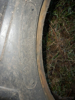 Pneu 9,5 x 24 - 4
