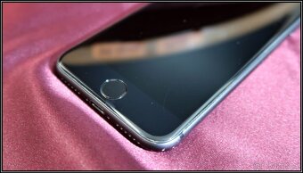 Telefon Apple iPhone 8 64GB MX162ZD/A - 4