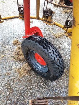 Obraceč a shrnovač sena - 4