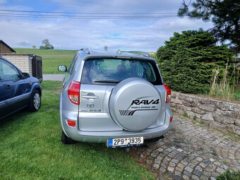 Toyota RAV 4 - 4