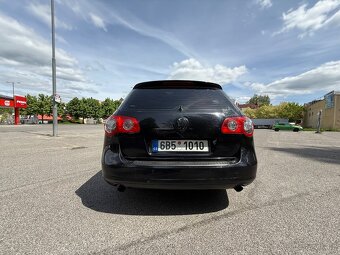 Volkswagen Passat B6 3.2 fsi VR6 184 kW DSG 4x4 - 4
