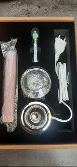 Elektrický kartáček Philips Sonicare DiamondClean - 4