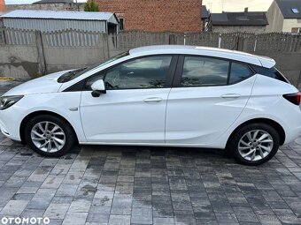 Opel Astra K 2015 1.0 Benzin Pekny Stav - 4