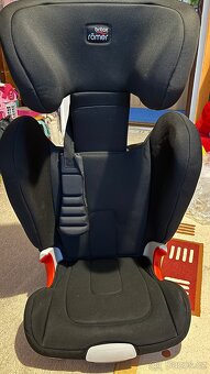 Britax Romer 15-36 kg izofix - 4