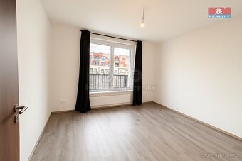 Pronájem bytu 2+kk, 64 m², Praha, ul. Svitákova - 4