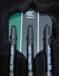 Šipky vapor 8 black green 18g, bull’s mamba 97 kov hroty Hra - 4