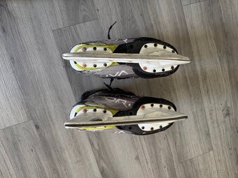 Brusle bauer hyperlite - 4