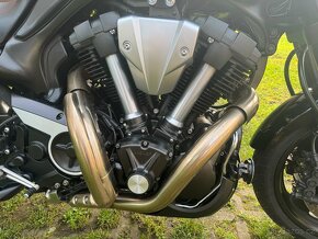 Yamaha, MT 01 - 4