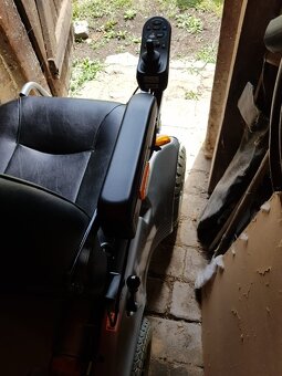 Terénní elektrický invalidní vozík zn.Meyra Optimus 2 - 4