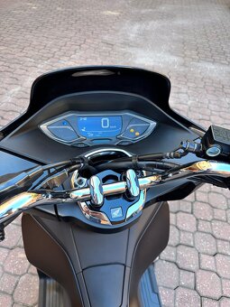 Honda PCX 2025 na splátky - 4