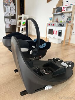 Autosedačka Cybex Aton M, Izofix, zrcátko, adaptéry na kočár - 4
