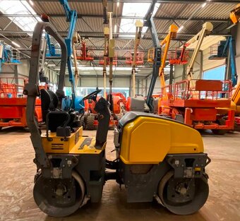 VYBRAČNÍ VÁLEC ATLAS COPCO CC1200 - 4