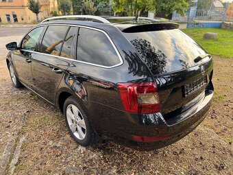 Octavia 3 COMBI 2.0 TDI 110kW ELEGANCE XENONY - 4