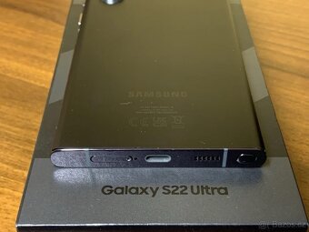 Samsung Galaxy S22 Ultra 128GB - Skvělý stav - 4