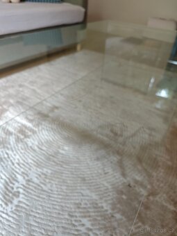 Skleněný konferenční stolek - 4