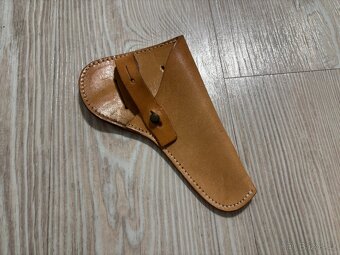Kožené pouzdro na pistoli ČZ 50/70 světle hnědé, ČSLA, SNB - 4