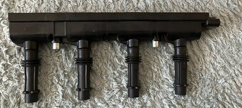 Zapalovací cívka DELPHI 19005362 z vozu OPEL Corsa - 4