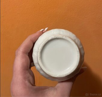 Malá porcelánová mléčenka - 4