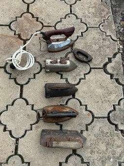 Staré žehličky - 4