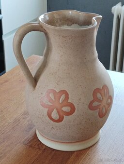 KERAMICKÝ DŽBÁN RUČNĚ DEKOROVANÝ - 4