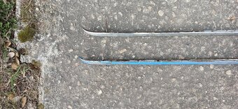 PRODÁM NA TATRA 603 LIŠTY NA LAPAČE - 4