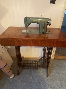 Šicí stroj - 4