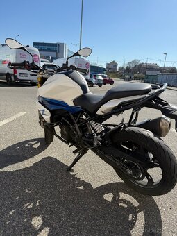 BMW G310R ´21 - vhodné pro motoškolu / začátečníka - 4