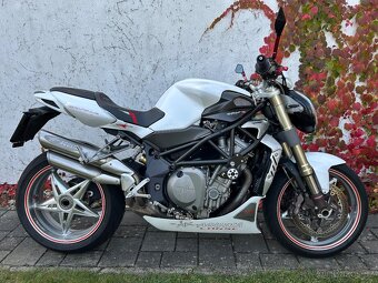 Prodám MV Agusta Brutale 750 F4 - jedinečný kus - 4