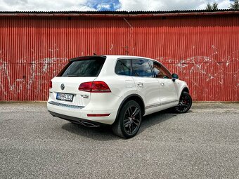 Volkswagen Touareg II 3.0 V6 TDI BlueMotion - 4