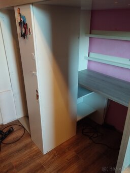 Patrová postel se stolem a skříní - 4