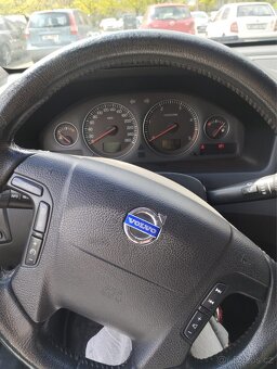 Volvo V 70 2.4 D r.v.12/2005 - 4