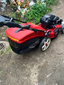 Prodám jak novou sekačku s pojezdem BRIGGS & STRATTON® - 4