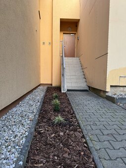 Pronájem bytu 1+kk 28 m² - 4