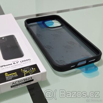 kryt Spigen iPhone 13 - 4