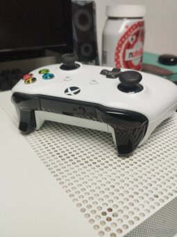 Xbox one s - 4
