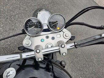Honda MAGNA 750 VF - 4