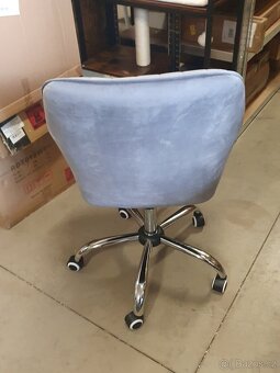 NOVÉ ERGONOMICKÉ KANCELÁŘSKÉ KŘESLO - 4