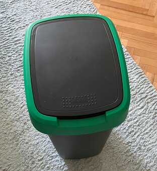 Odpadkový koš Rotho TWIST v zelené barvě, 25L - 4