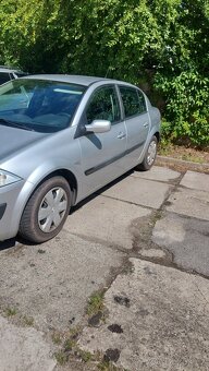 Renault megane na náhradní díly pojízdné - 4