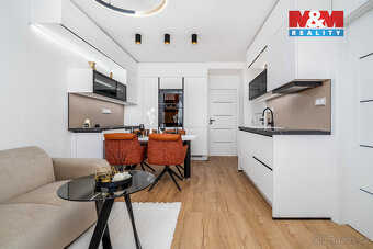 Prodej bytu 3+kk, 52 m², Hradec Králové, ul. třída SNP - 4